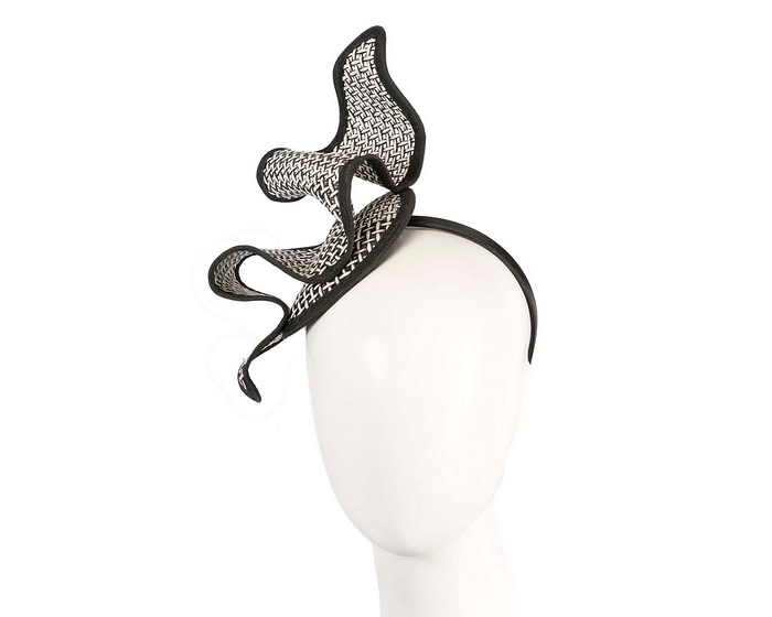 Black & White Max Alexander sculptured racing fascinator - Hats From OZ