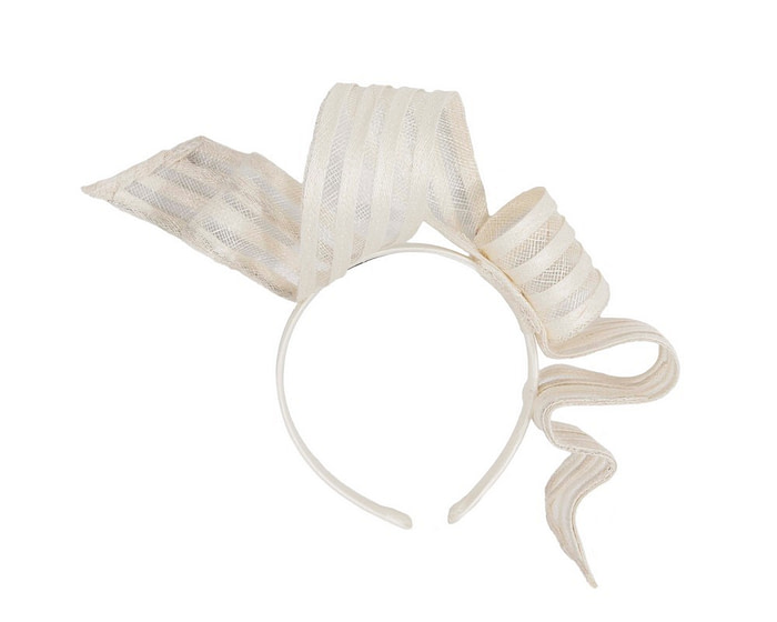 Stylish cream racing fascinator by Max Alexander - Hats From OZ