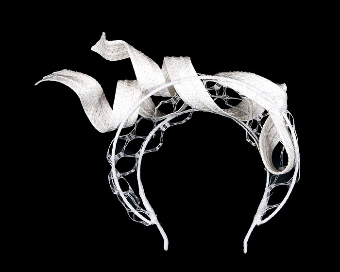 White fascinator headband by BELEIVERA - Image 4