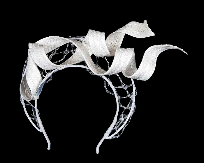 White fascinator headband by BELEIVERA - Image 2