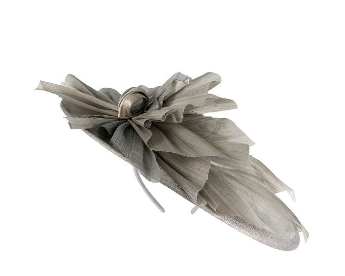 Exclusive silver fascinator by Cupids Millinery - Hats From OZ