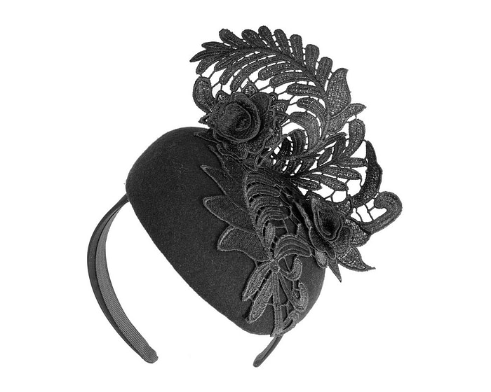 Elegant Black Pillbox Fascinator with Lace Details - Image 2