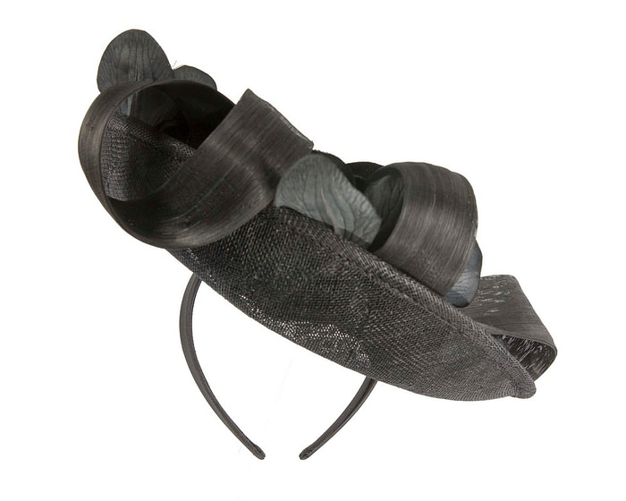 Large black fascinator with orchid flowers - Image 4