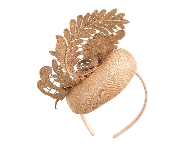 Elegant Gold Pillbox Fascinator with Lace - Image 6