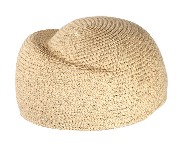 Designers nude braided ladies winter hat - Image 6
