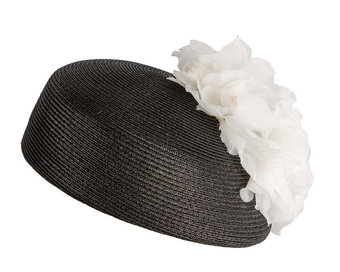 Modern black beret hat with cream flowers by Max Alexander - Image 6