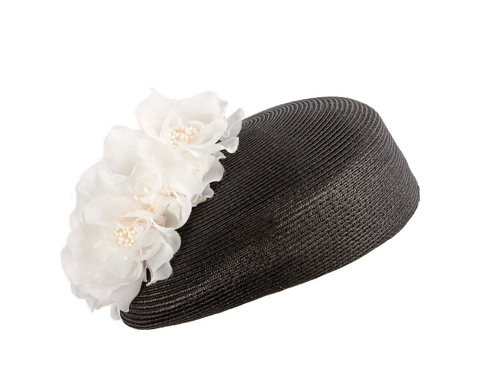 Modern black beret hat with cream flowers by Max Alexander - Image 2