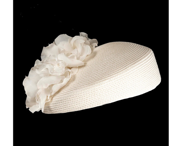 Modern cream beret hat with flowers by Max Alexander - Image 2