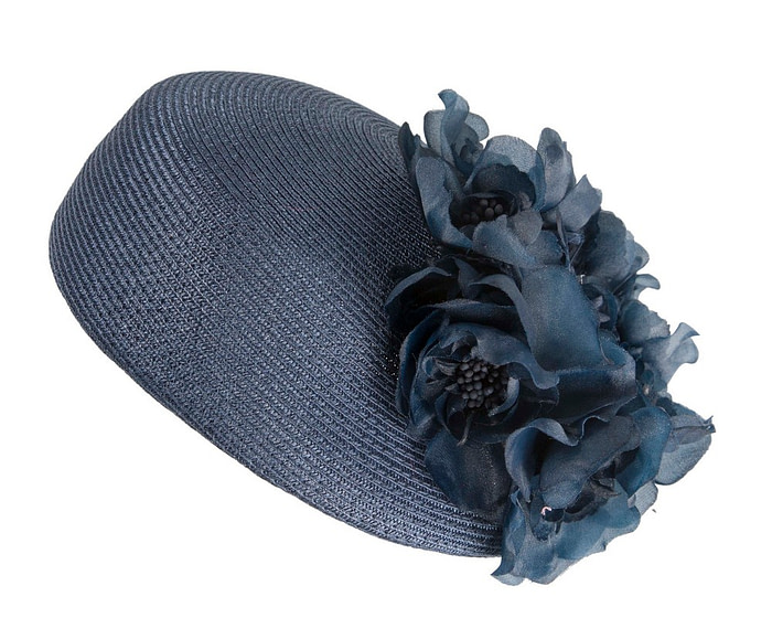 Modern navy beret hat with flowers by Max Alexander - Image 6