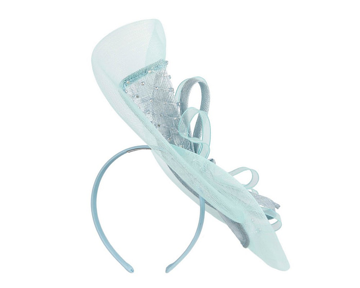 One-of-a-kind light blue racing fascinator by Max Alexander - Image 4