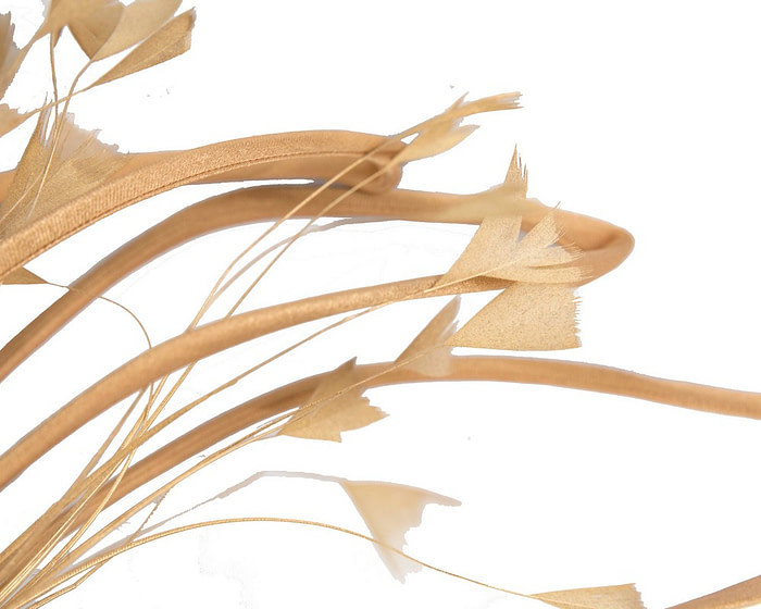 Thin outline gold fascinator with feathers - Image 3