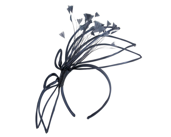 Thin outline navy fascinator with feathers - Image 2