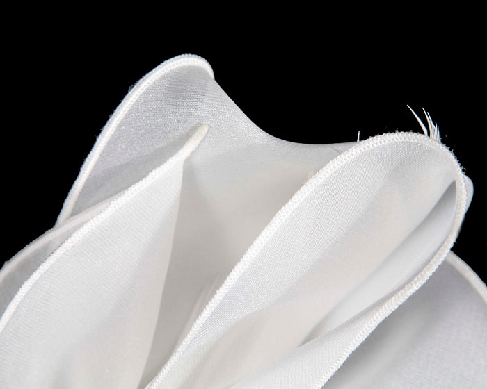 White organza bow fascinator by Max Alexander - Image 3