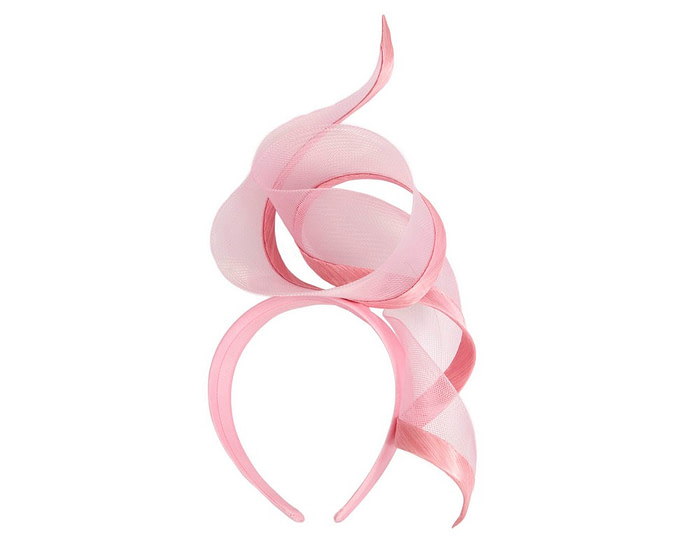 Sculptured dusty pink racing fascinator by Fillies Collection - Image 4