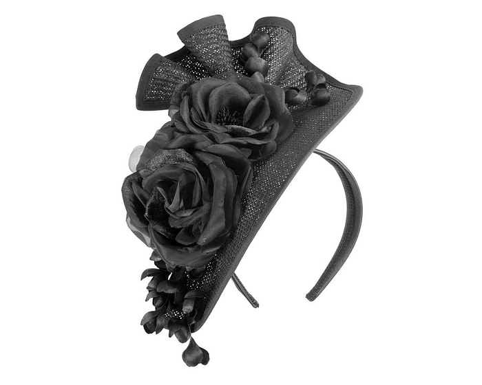 Black racing fascinator by Fillies Collection - Image 2
