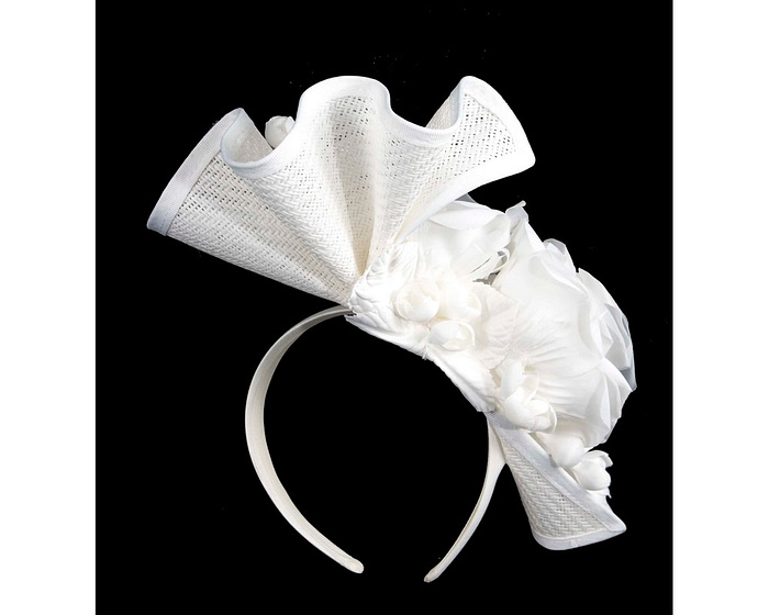 White racing fascinator by Fillies Collection - Image 4