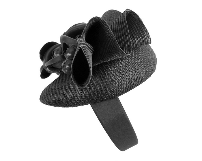 Black pillbox with leather flowers by Fillies Collection - Image 3
