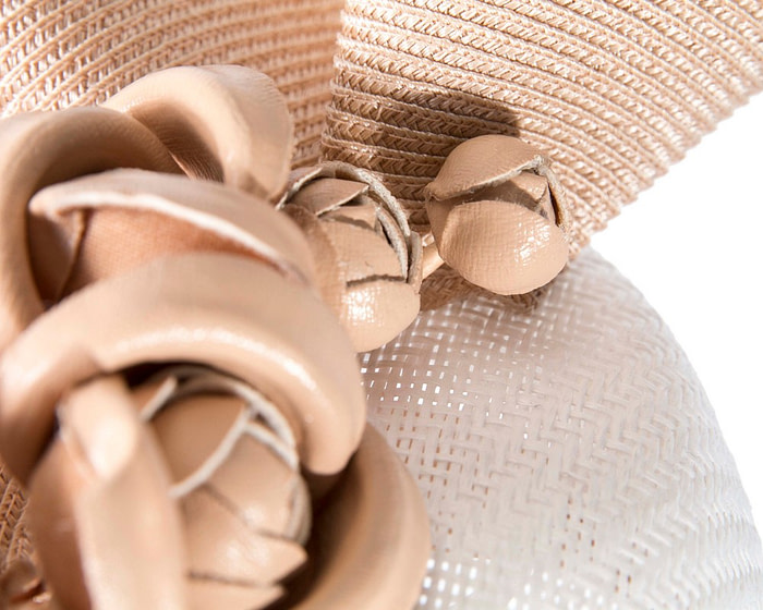 White & nude pillbox with leather flowers by Fillies Collection - Image 5