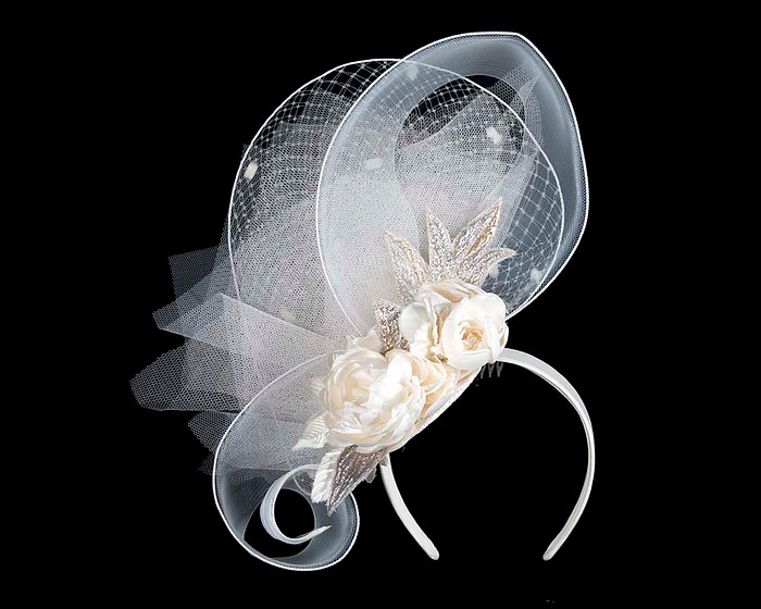 Bespoke cream fascinator by Cupids Millinery CU569 - Hats From OZ