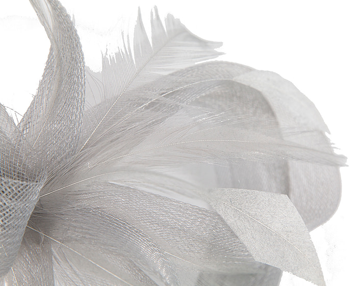 Custom made silver fascinator by Cupids Millinery - Image 3