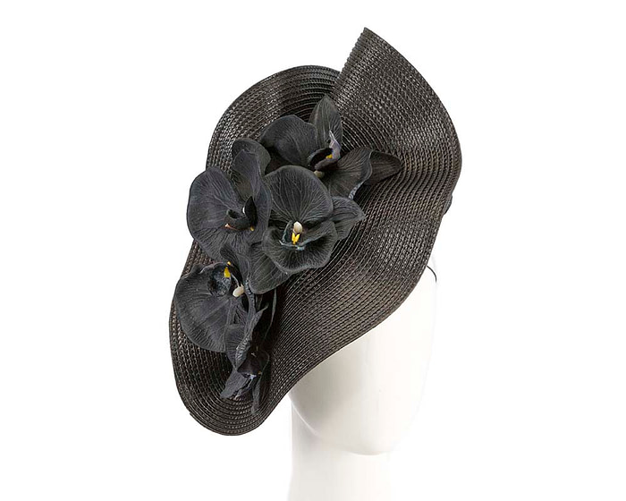 Bespoke black fascinator by Cupids Millinery