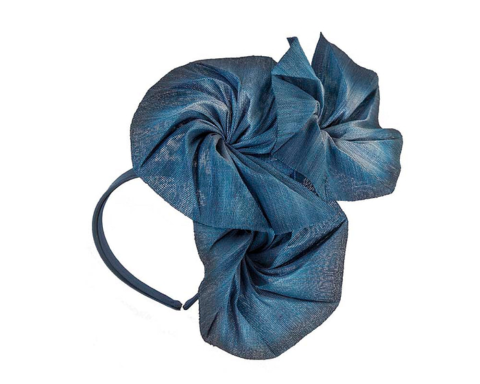 Exclusive navy fascinator by Cupids Millinery Melbourne - Image 2