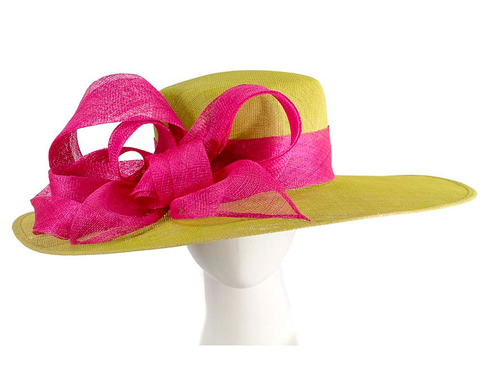 Wide brim lime green hat with fuchsia ribbon