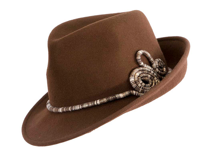 Elegant brown felt fedora hat - Image 2