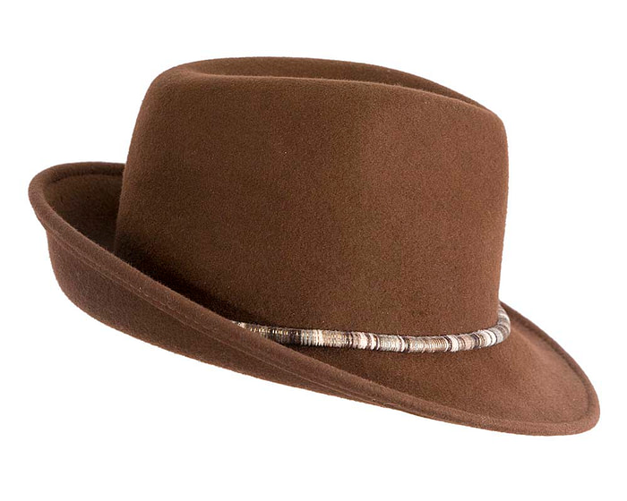 Elegant brown felt fedora hat - Image 4