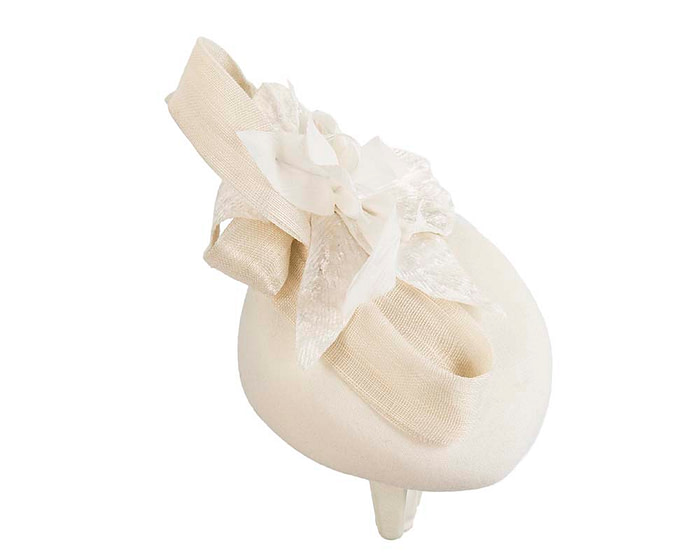 Tall cream winter racing pillbox fascinator by Fillies Collection - Image 6