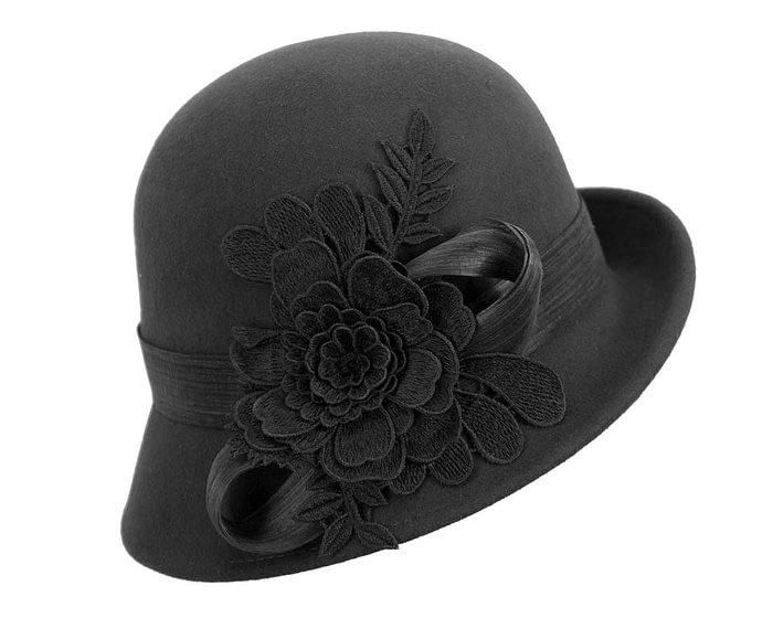 Black felt cloche hat with lace by Fillies Collection - Image 3