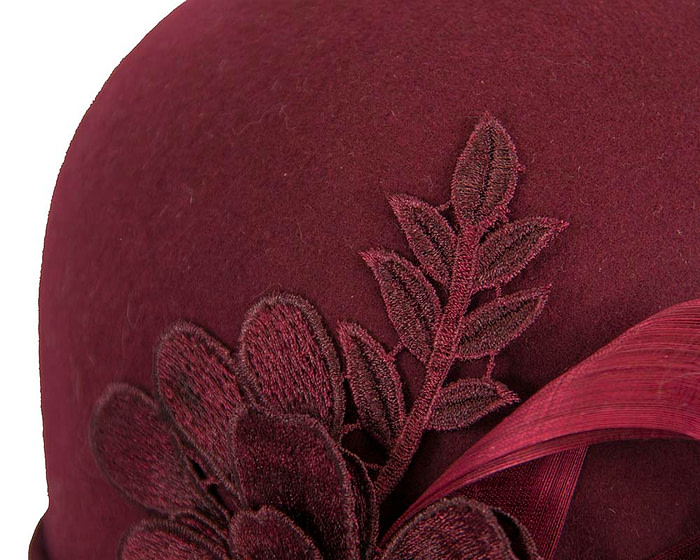 Burgundy wine felt cloche hat with lace by Fillies Collection - Image 6