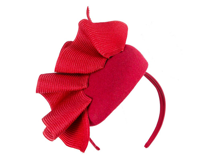 Red pillbox fascinator by Fillies Collection F681 - Image 2