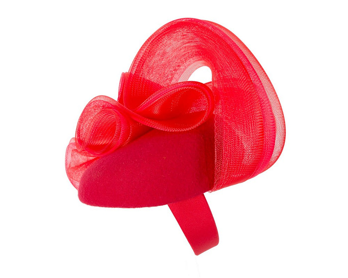 Red winter racing fascinator by Fillies Collection F672 - Image 3