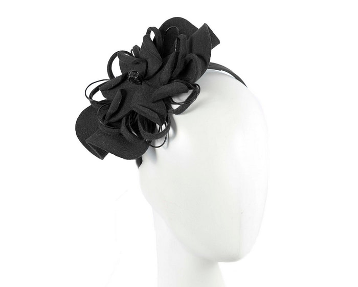 Black felt flower racing fascinator