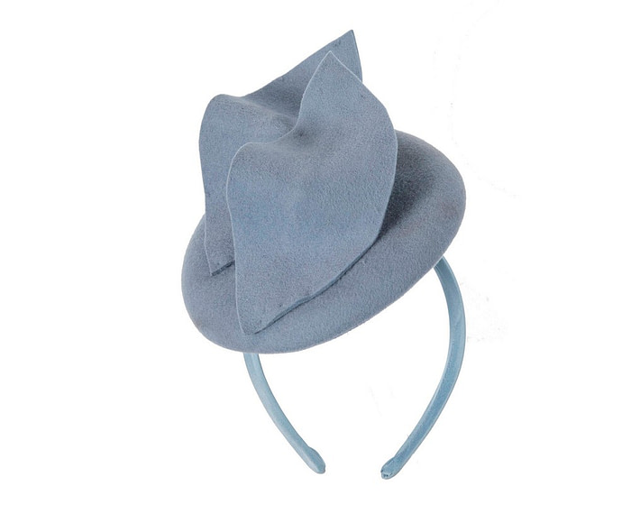 Light blue felt fascinator by Max Alexander - Image 2