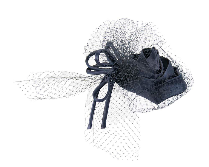 Navy Cocktail Headpiece with veil - Image 3