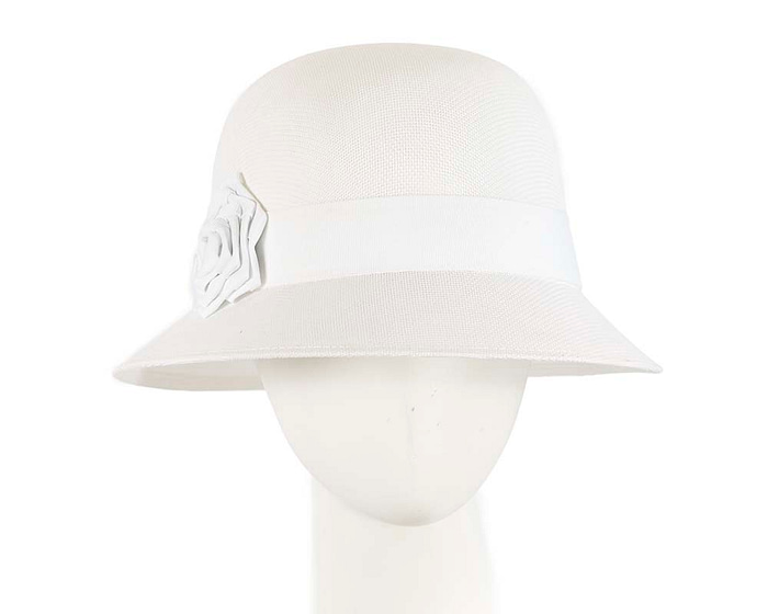 White cloche hat