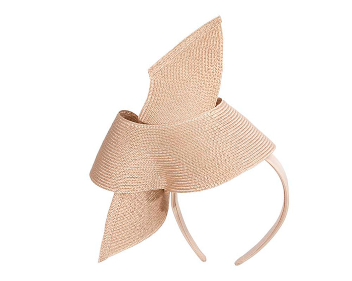 Modern nude fascinator by Max Alexander - Image 6