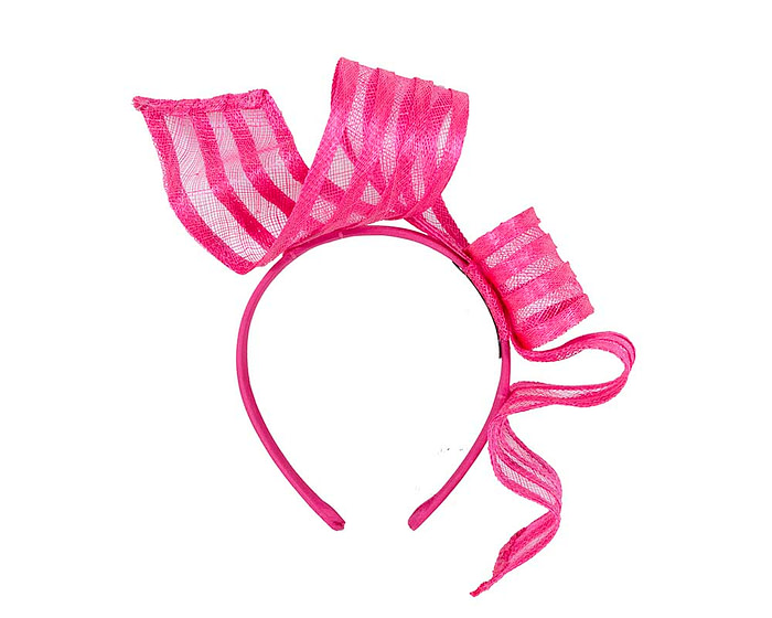 Stylish fuchsia racing fascinator by Max Alexander - Image 2