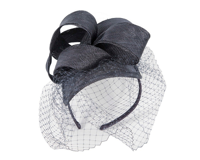 Navy fascinator with face veil by Max Alexander - Image 2