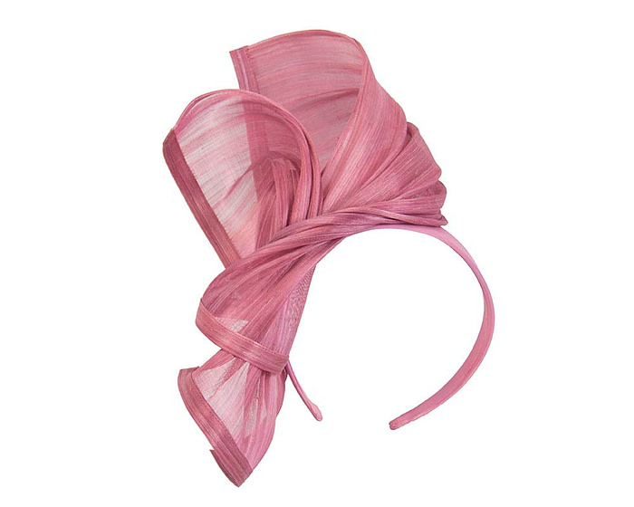 Bespoke dusty pink silk abaca racing fascinator by Fillies Collection - Image 2