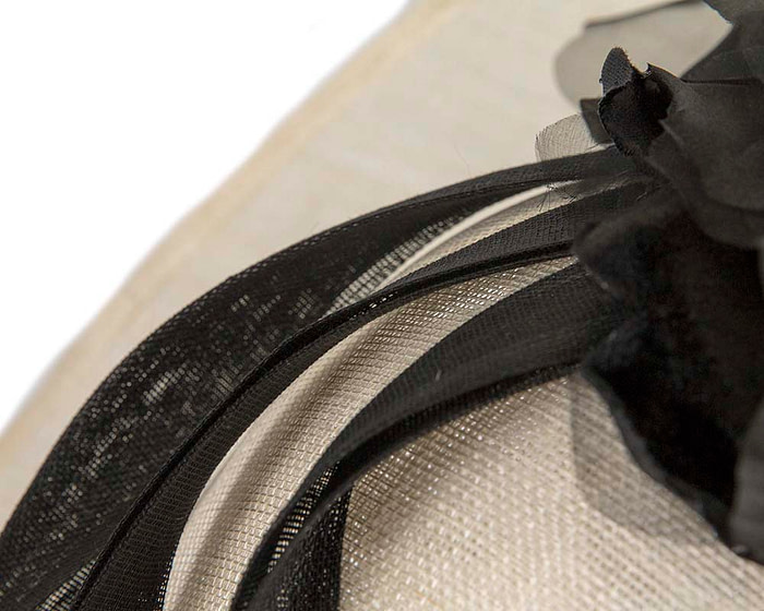 Large cream & black plate racing fascinator by Fillies Collection - Image 5