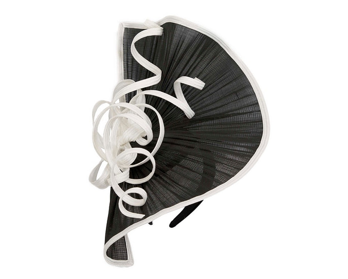 Large black & white jinsin racing fascinator by Fillies Collection - Image 2