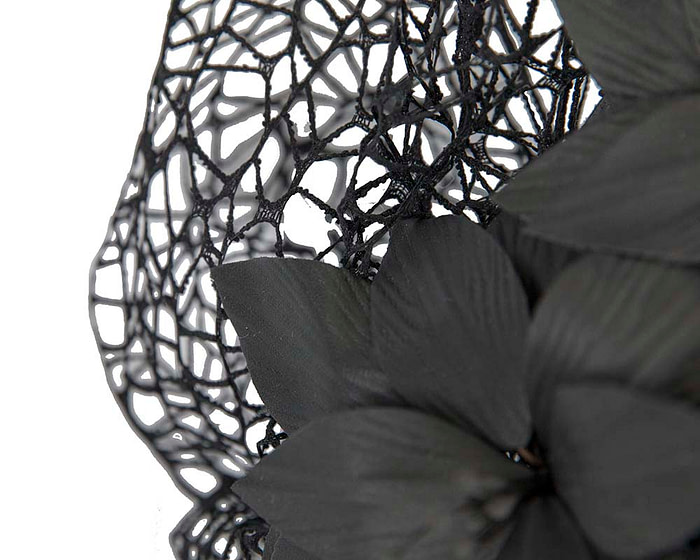 Staggering black racing fascinator by Fillies Collection - Image 3