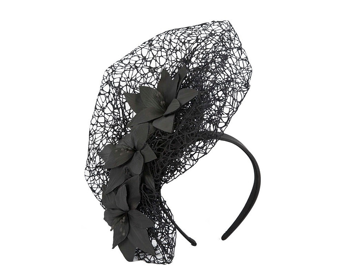Staggering black racing fascinator by Fillies Collection - Image 2