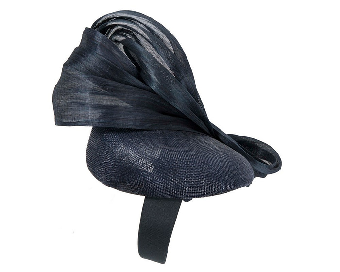 Navy pillbox fascinator with silk abaca bow by Fillies Collection - Image 4