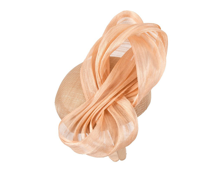 Nude pillbox fascinator with silk abaca bow by Fillies Collection - Image 3