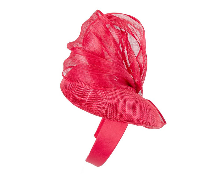 Red pillbox fascinator with silk abaca bow by Fillies Collection - Image 4