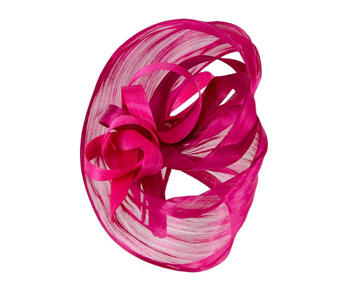 Large Fuchsia fascinator by Fillies Collection - Image 3